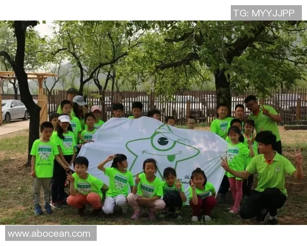荒野求生与足球荣耀交织的传奇旅程揭秘